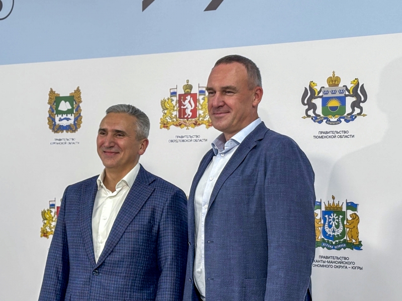 Александр Моор, Руслан Кухарук