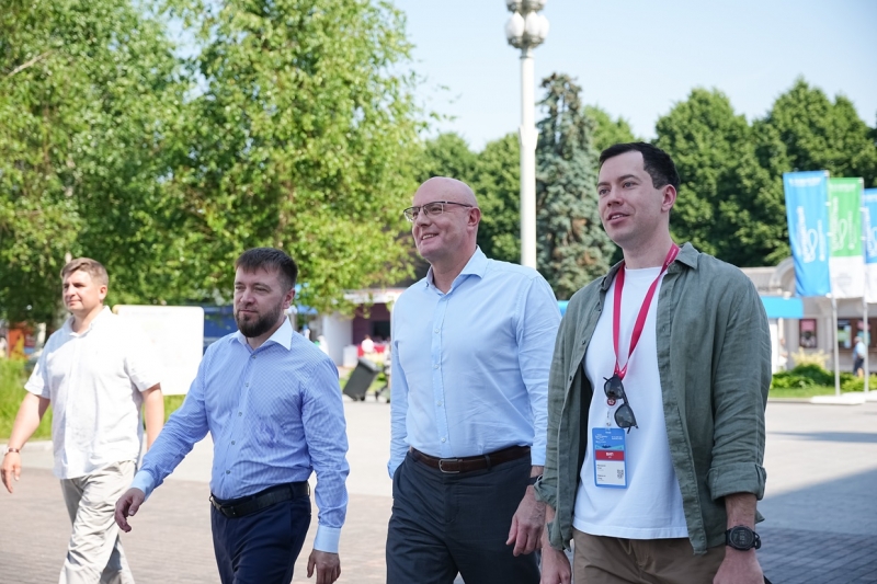 Путешествия позволяют лучше узнать и полюбить страну