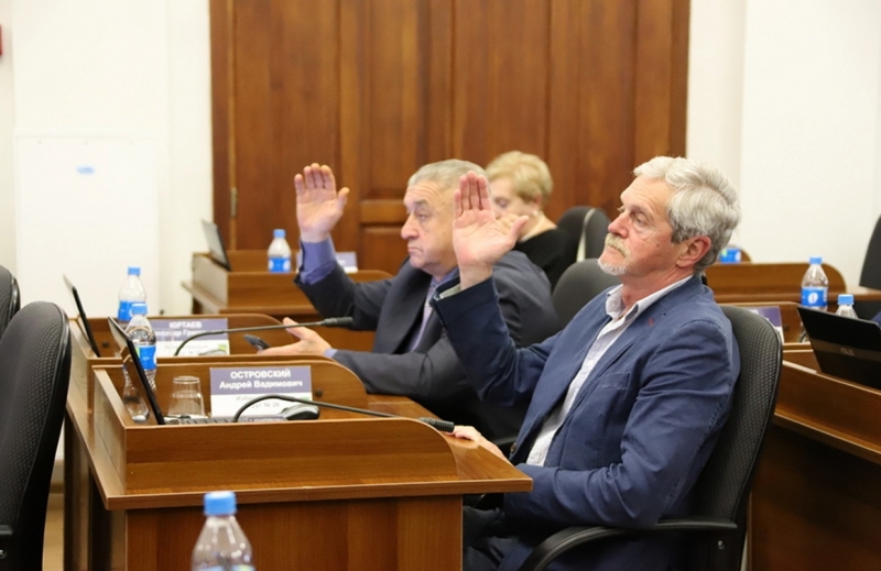 Андрей Брик отчитался о работе думы в 2025 году