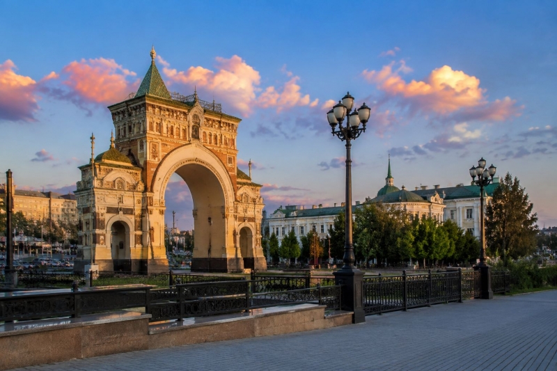 Город