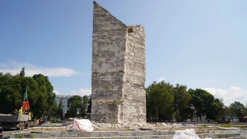 барельеф