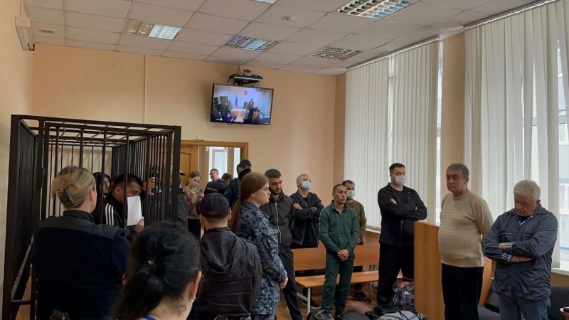 Вымогатели в зале суда