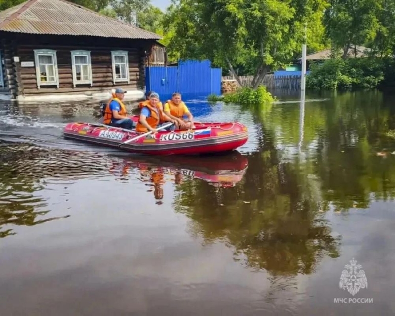 Паводок захватывает все больше населенных пунктов на Среднем Урале