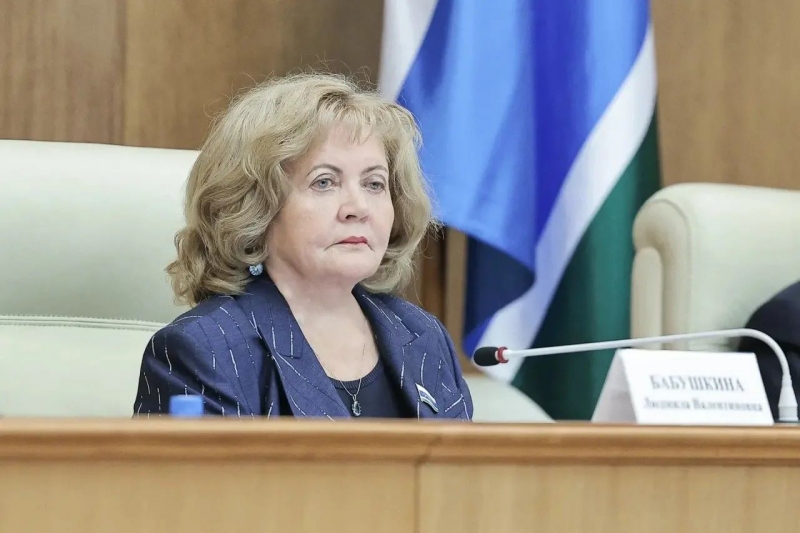 Людмила Бабушкина собрала в областном парламенте муниципальных депутатов