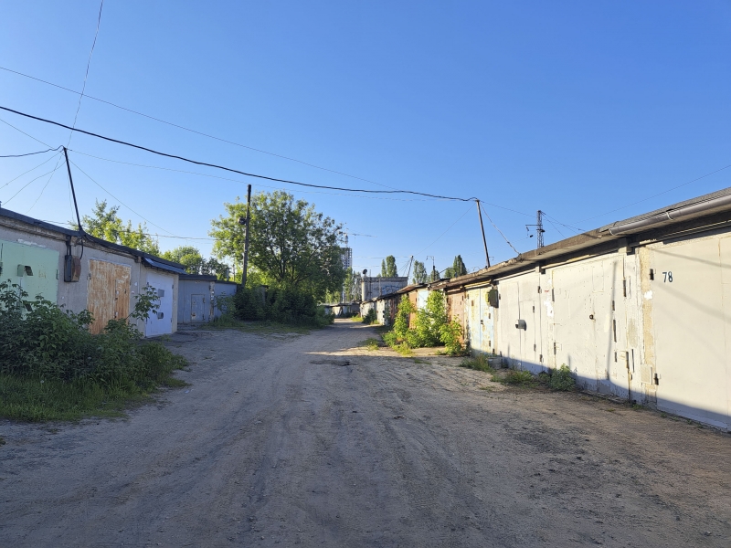 Гаражи