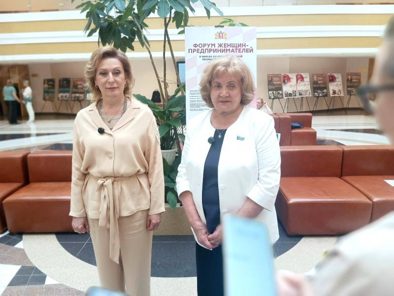 Инна Святенко и Людмила Бабушкина