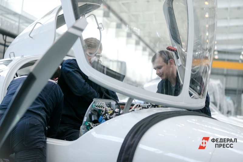 авиастроители