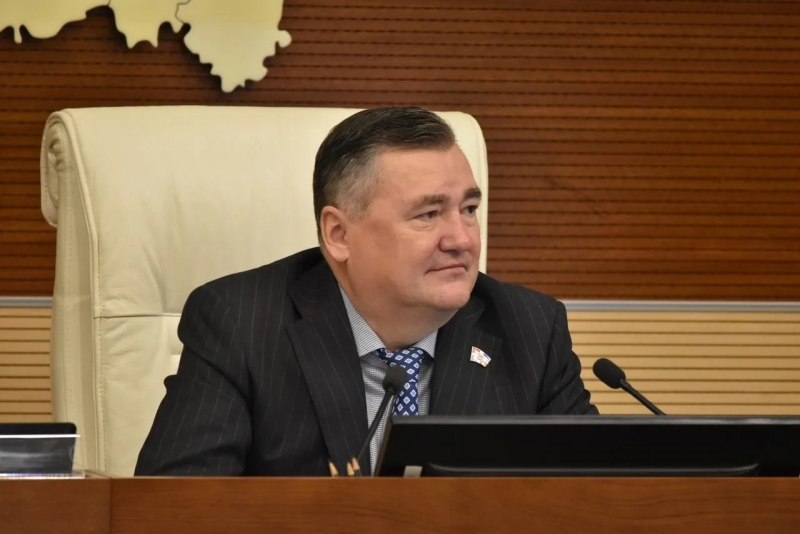 Валерий Сухих