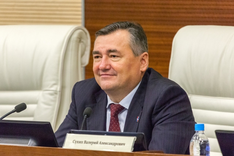 Валерий Сухих