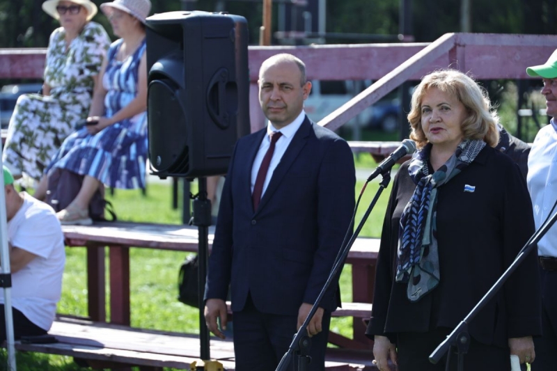 Людмила Бабушкина выступила на туристическом слете