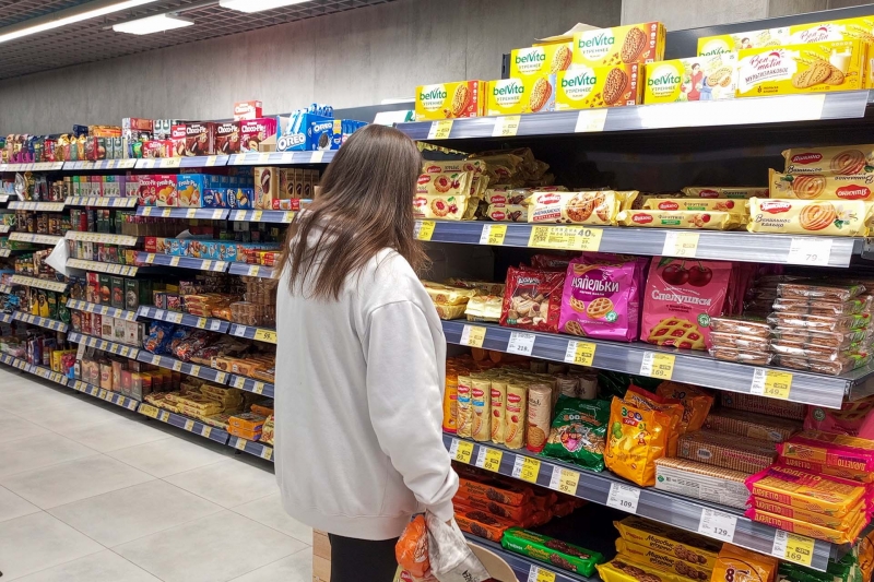 Полки в магазине