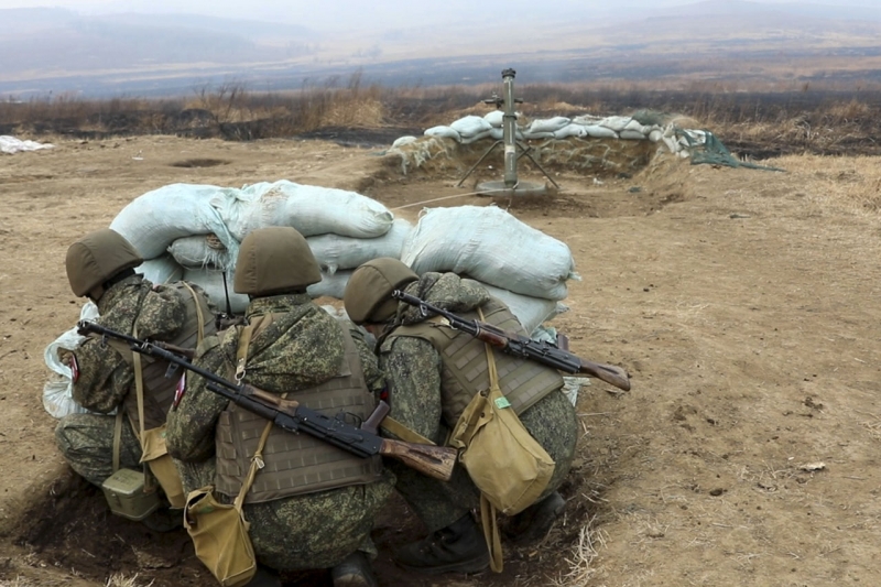 Военные продолжают продвигаться к Славянску