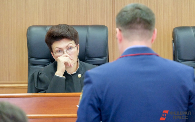 Что известно об обвинениях к экс-замначальнику МЧС Кубани Симоненко
