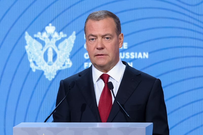 Дмитрий Медведев