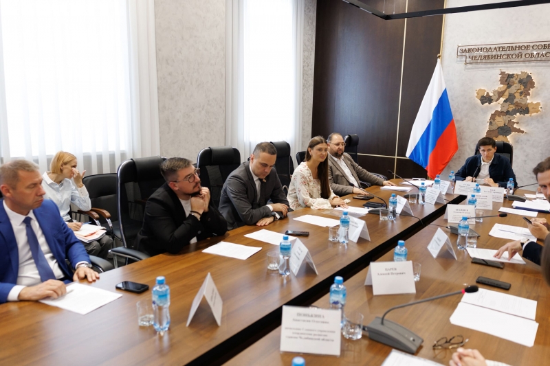 Депутаты