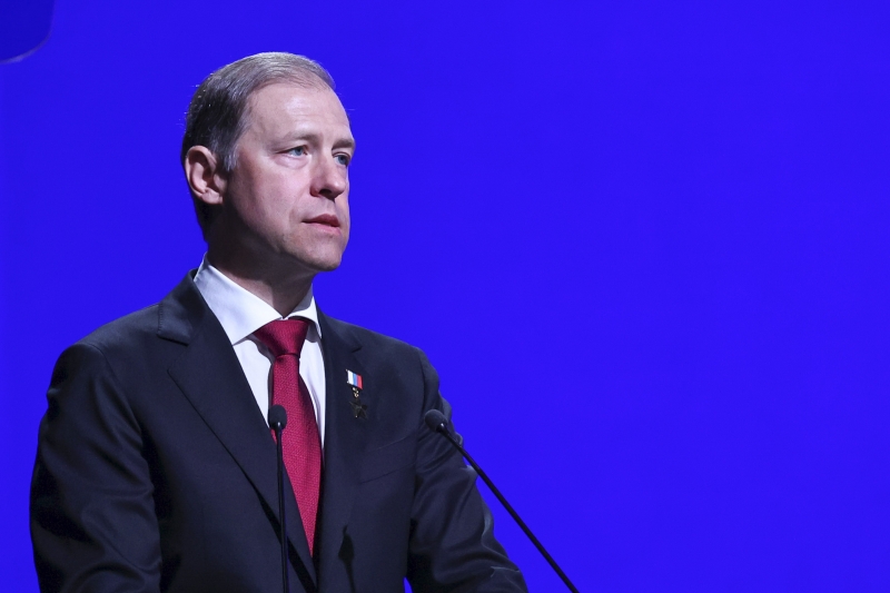 Мантуров
