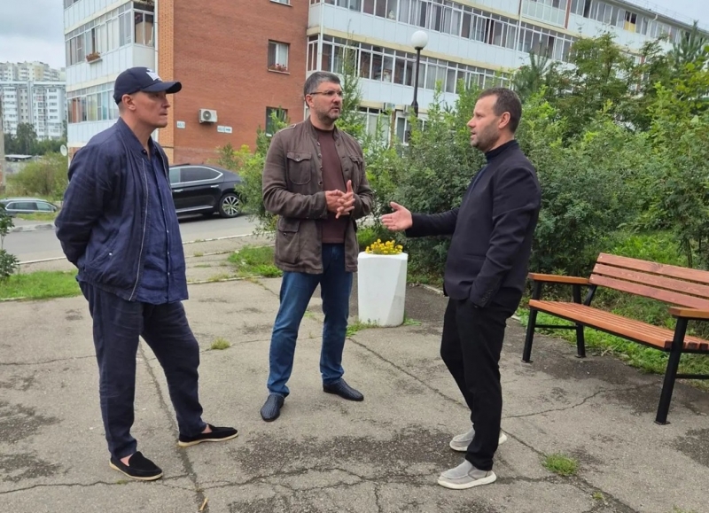 Депутаты