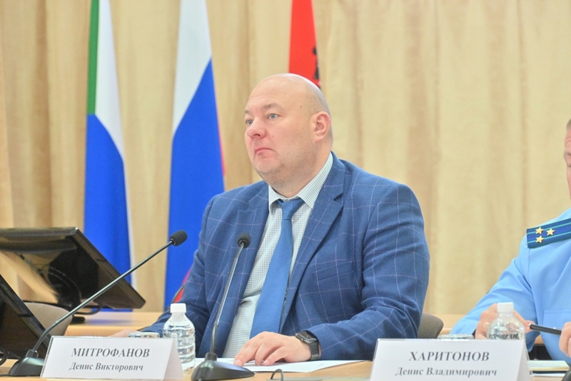 Митрофанов
