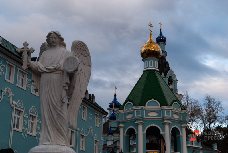 Храм