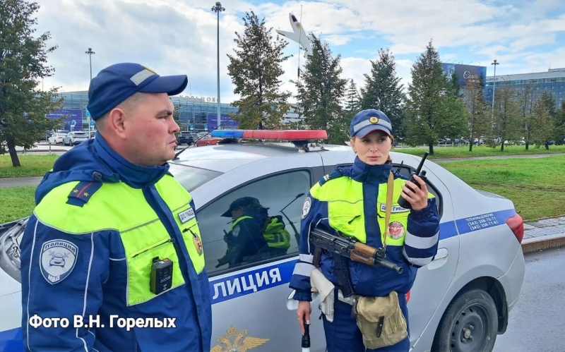 Полицейские дежурили на Международном фестивале молодежи и на выборах