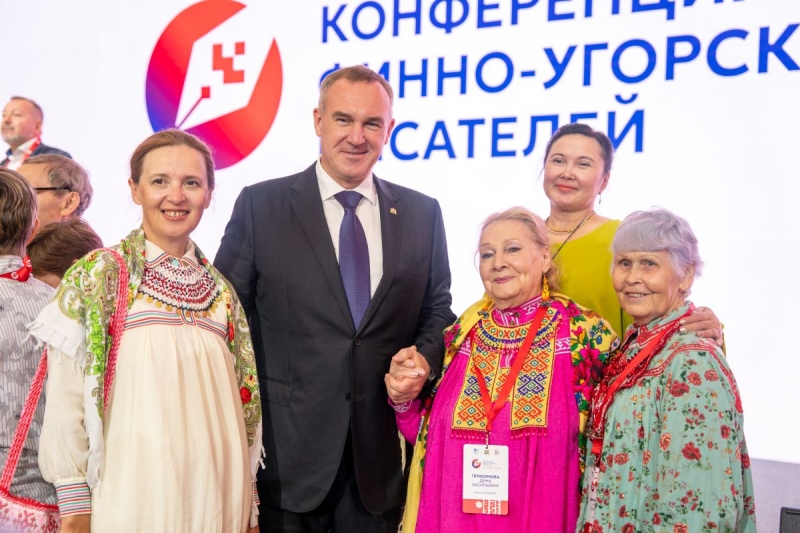 Под занавес конференции состоялось подведение итогов конкурса «Югорская книга»