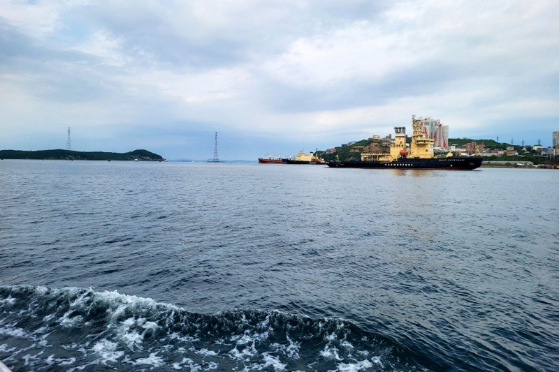 Море