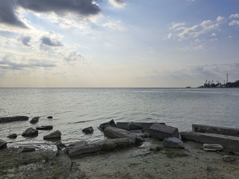 Море