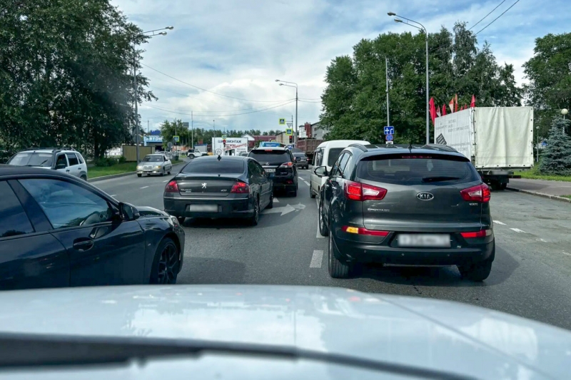 Автомобили