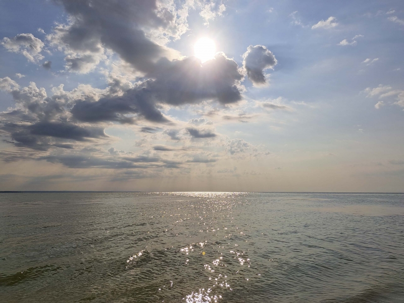Море