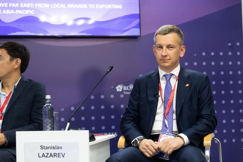 Станислав Лазарев