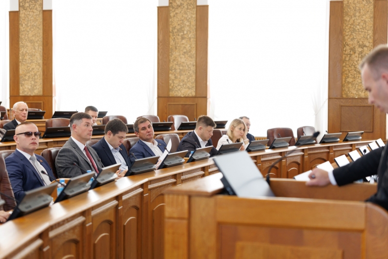 Депутаты