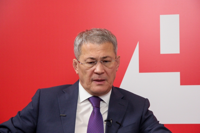 Радий Хабиров