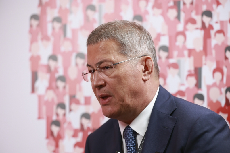Радий Хабиров