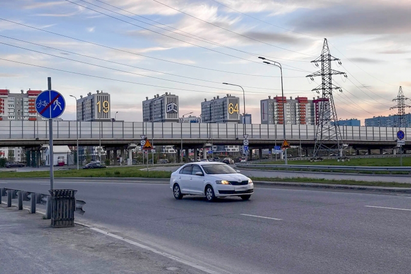Автомобиль