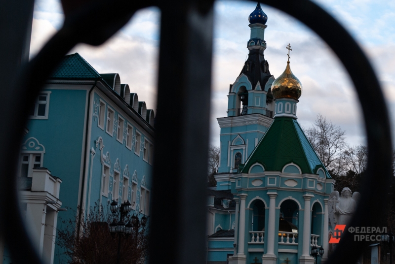 Храм