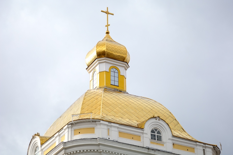 Храм