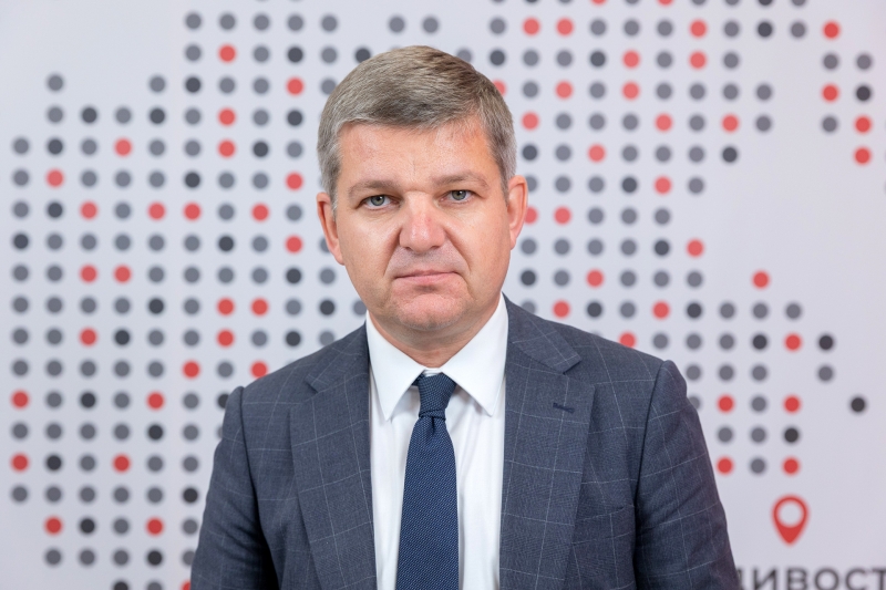 Роман Карманов
