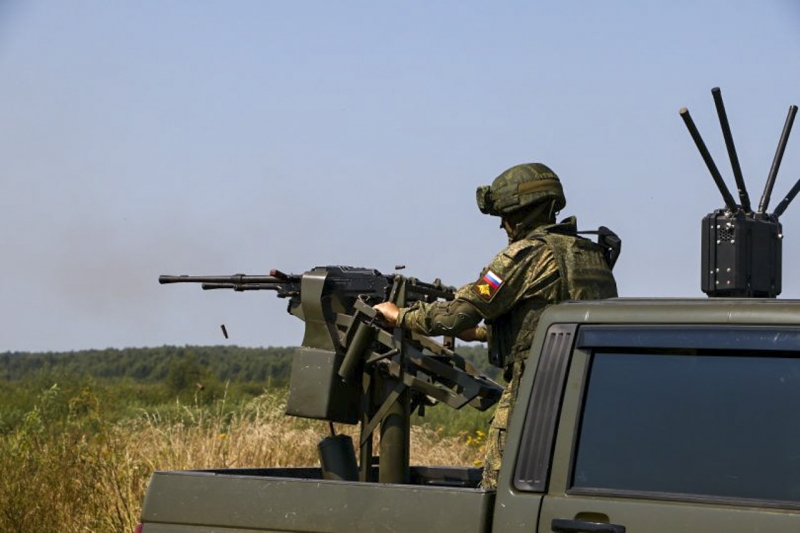 военные