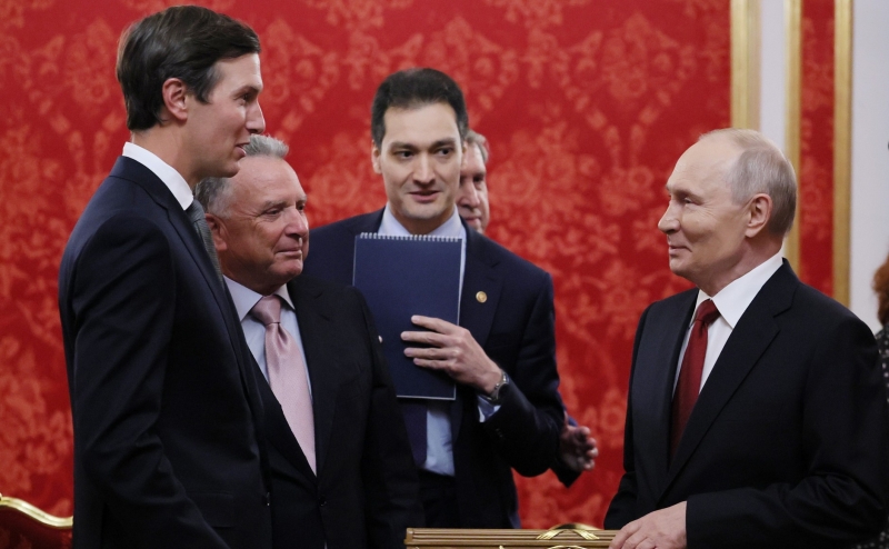 Путин со спецпосланниками США