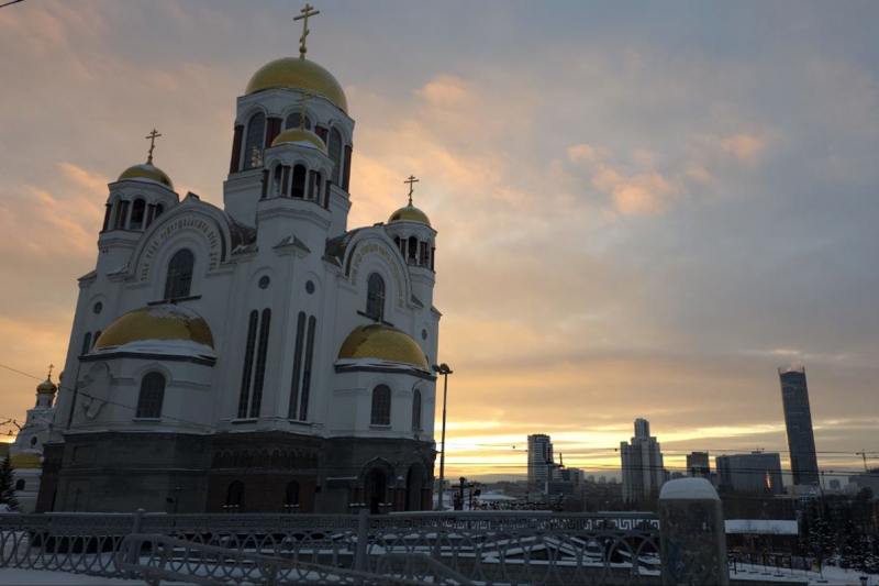 Храм