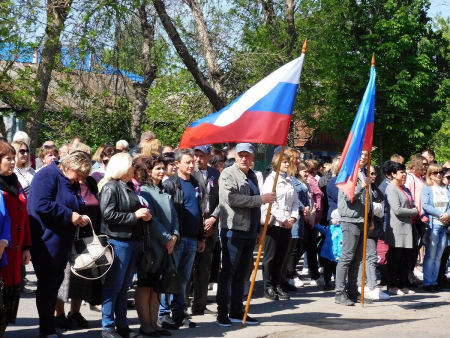 30 сентября праздник в лнр. С днем Республики ЛНР. Празднования дня Республики ЛНР. День Республики Луганск. Празднование дня ЛНР.